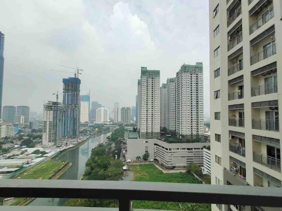 40 Percent Off 1br View In Superb Location Appartement